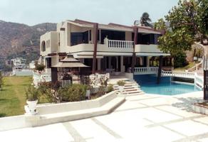 Foto de inmueble en Amplia Casa en Acapulco con Vista al mar, Col. Mozimba C.P. 39460, Acapulco de Juárez