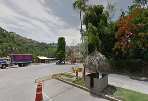 Foto de inmueble en Av. Circuito Punta Diamante,  lote 17, Col. Playa Guitarrón C.P. 39880, Acapulco de Juárez