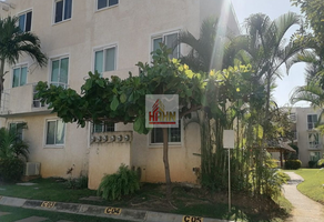 Foto de inmueble en Boulevard de las Naciones, Col. Terrasol C.P. 39893, Acapulco de Juárez