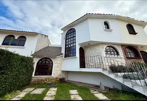 Foto de inmueble en Av. Roble 34 Col. Arboledas de San Javier 1era Secc. Cp. 42084 #sn, Col. Arboledas de San Javier C.P. 42084, Pachuca de Soto