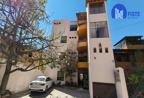Foto de inmueble en J ENCARNACIÓN ROSAS, Col. Ajijic Centro C.P. 45920, Chapala