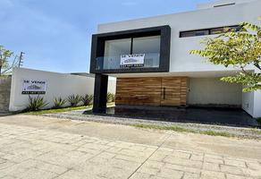 Foto de inmueble en Paseo del Alva Coto tres, Col. Alviento Residencial C.P. 45200, Zapopan