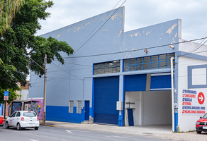 Foto de inmueble en Juan de Dios Robledo, Col. Antigua Penal de Oblatos C.P. 44730, Guadalajara