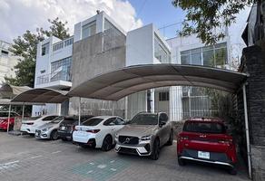 Foto de inmueble en Av Jose Maria Morelos, Col. Arcos Vallarta C.P. 44130, Guadalajara