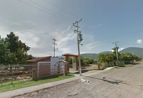 Foto de inmueble en Rubén Villaseñor Bordes  #245, Col. Autlán de Navarro Centro C.P. 48900, Autlán de Navarro