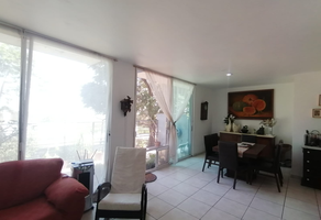 Foto de inmueble en CASA HABITACIÓN MARCADA CON EL NÚMERO 6 SEIS DE LA CALLE BOULEVARD LA LOMA, CONSTRUIDA SOBRE EL LOTE, Col. Bosque Real C.P. 45645, Tlajomulco de Zúñiga