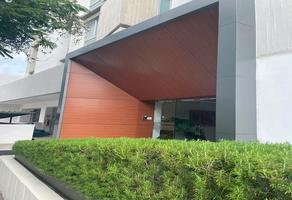 Foto de inmueble en Paseo de los Laureles, Col. Ciudad Granja C.P. 45010, Zapopan