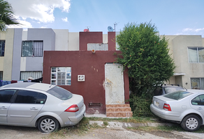 Foto de inmueble en Cumbre santa cruz, Col. Colinas del Roble C.P. 45650, Tlajomulco de Zúñiga