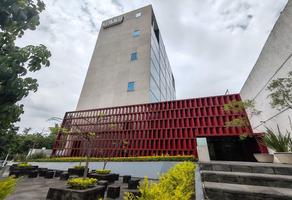 Foto de inmueble en Av. Patria, Col. Colomos Providencia C.P. 44660, Guadalajara