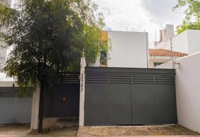 Foto de inmueble en Hipódromo 2078, Colomos Providencia, Guadalajara, Jalisco #2078, Col. Colomos Providencia C.P. 44660, Guadalajara