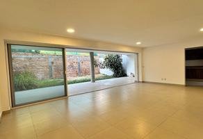Foto de inmueble en Milán, Col. Colomos Providencia C.P. 44660, Guadalajara