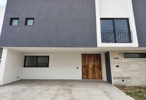 Foto de inmueble en Av. Paseo de la Cantera, Col. Coto Miraflores C.P. 45134, Zapopan