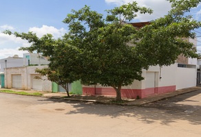 Foto de inmueble en Valle de las orquídeas, Col. Coyula C.P. 45410, Tonalá