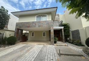 Foto de inmueble en Paseo Manantial  #37, Col. El Manantial C.P. 45645, Tlajomulco de Zúñiga