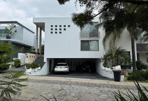 Foto de inmueble en Paseo de los Pinos, Col. El Manantial C.P. 45645, Tlajomulco de Zúñiga