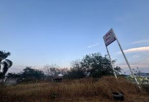 Foto de inmueble en Av. Margarita Maza de Juárez, Col. Ferrocarril C.P. 49816, Tuxpan