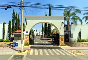 Foto de inmueble en AV. GONZALEZ GALLO #1934, Col. Geovillas Los Olivos C.P. 45601, San Pedro Tlaquepaque