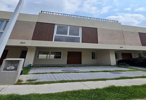 Foto de inmueble en Camino a Santa Ana Tepetitlán, Col. Hacienda las Tejas C.P. 45230, Zapopan