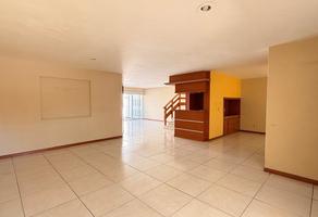 Foto de inmueble en Av. Sta. Margarita, Col. Jardín Real C.P. 45136, Zapopan