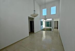 Foto de inmueble en Avenida Aviación #4304, Col. Jardín Real C.P. 45136, Zapopan