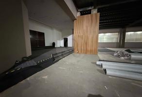Foto de inmueble en AV ADOLFO LOPEZ MATEOS ESQUINA MOCTEZUMA S/N, Col. Jardines Del Sol C.P. 45050, Zapopan