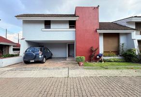 Foto de inmueble en Prado de los cedros, Col. Jardines Del Sol C.P. 45050, Zapopan