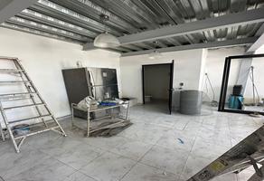Foto de inmueble en Calzada Federalistas, Col. Jardines Del Valle C.P. 45138, Zapopan