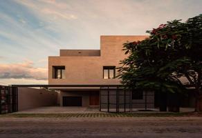 Foto de inmueble en , Col. Jardines Del Valle C.P. 45138, Zapopan