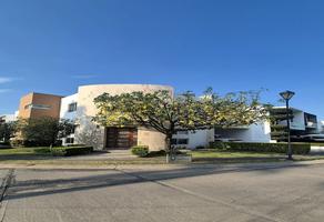 Foto de inmueble en AVENIDA RAMÓN CORONA, Col. Jardines Tepeyac C.P. 45034, Zapopan