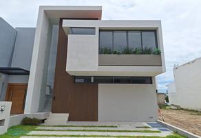 Foto de inmueble en Avenida Casa Fuerte, Col. Jardines Vallarta C.P. 45027, Zapopan