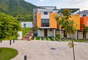 Foto de inmueble en Cristóbal Colón Nte., Col. Jocotepec Centro C.P. 45800, Jocotepec