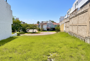 Foto de inmueble en Av. Dr. Angel Leaño, Col. La Cima C.P. 45134, Zapopan