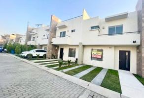 Foto de inmueble en Av. Prolongacion San Miguel 3257, Alhambra Residencial, 45200 Zapopan, Jal., México, Col. La Magdalena C.P. 45200, Zapopan