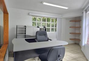 Foto de inmueble en Calle Jitomate, Col. La Nogalera C.P. 44943, Guadalajara