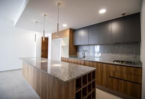 Foto de inmueble en Av. López Mateos Sur, Col. Loma Bonita C.P. 45086, Zapopan