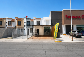Foto de inmueble en Av. Valle de Los Encinos, Col. Los Encinos C.P. 45650, Tlajomulco de Zúñiga