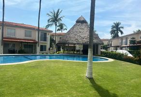 Foto de inmueble en calle garzas, Col. Marina Vallarta C.P. 48335, Puerto Vallarta