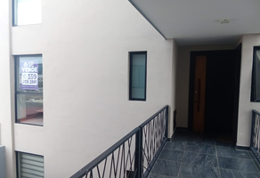 Foto de inmueble en Calle Gregorio Dávila, Col. Mezquitan Country C.P. 44260, Guadalajara
