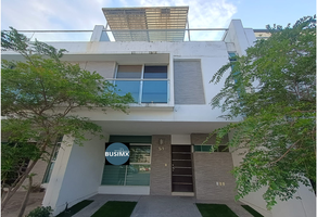Foto de inmueble en Calle Paseo Amalfi, Col. Natura Bosque Residencial C.P. 45066, Zapopan