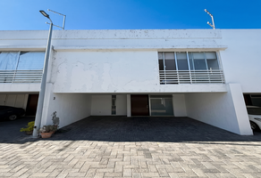Foto de inmueble en Calle 1o de Enero Pte, Col. Nuevo México C.P. 45138, Zapopan