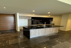 Foto de inmueble en Av. Paseo La Toscana, Col. Parque Real C.P. 45136, Zapopan