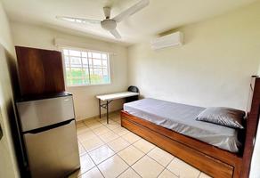 Foto de inmueble en PALMA GUARAPERA, Col. Paseos Universidad II C.P. 48280, Puerto Vallarta