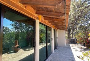 Foto de inmueble en Paseo de las  parotas #111, Col. Pinar de La Venta C.P. 45221, Zapopan