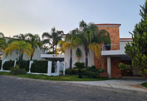 Foto de inmueble en Av. Acueducto, Puerta de Hierro, 45116 Zapopan, Jal., Col. Pontevedra C.P. 45116, Zapopan