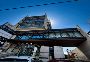 Foto de inmueble en Av. Patria, Col. Prados de Guadalupe C.P. 45030, Zapopan