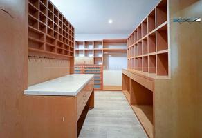 Foto de inmueble en Av. Acueducto, Col. Puerta de Hierro C.P. 45116, Zapopan