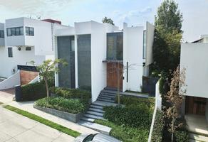 Foto de inmueble en Av. Universidad, Col. Puerta de Hierro C.P. 45116, Zapopan