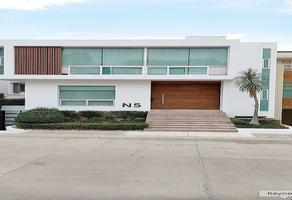 Foto de inmueble en Av. Universidad, Col. Puerta del Bosque C.P. 45066, Zapopan