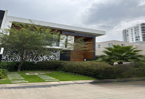 Foto de inmueble en Av. Universidad, Col. Puerta las Lomas C.P. 45115, Zapopan