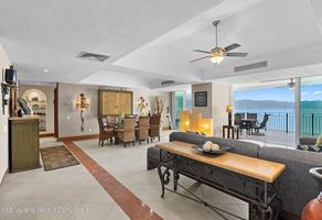 Foto de inmueble en Fco. Medina Ascencio, Col. Puerto Vallarta Centro C.P. 48300, Puerto Vallarta